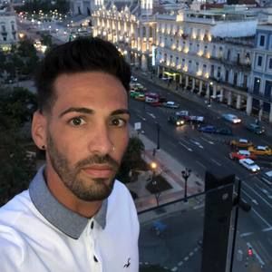 Meet your Posher, Julio alberto